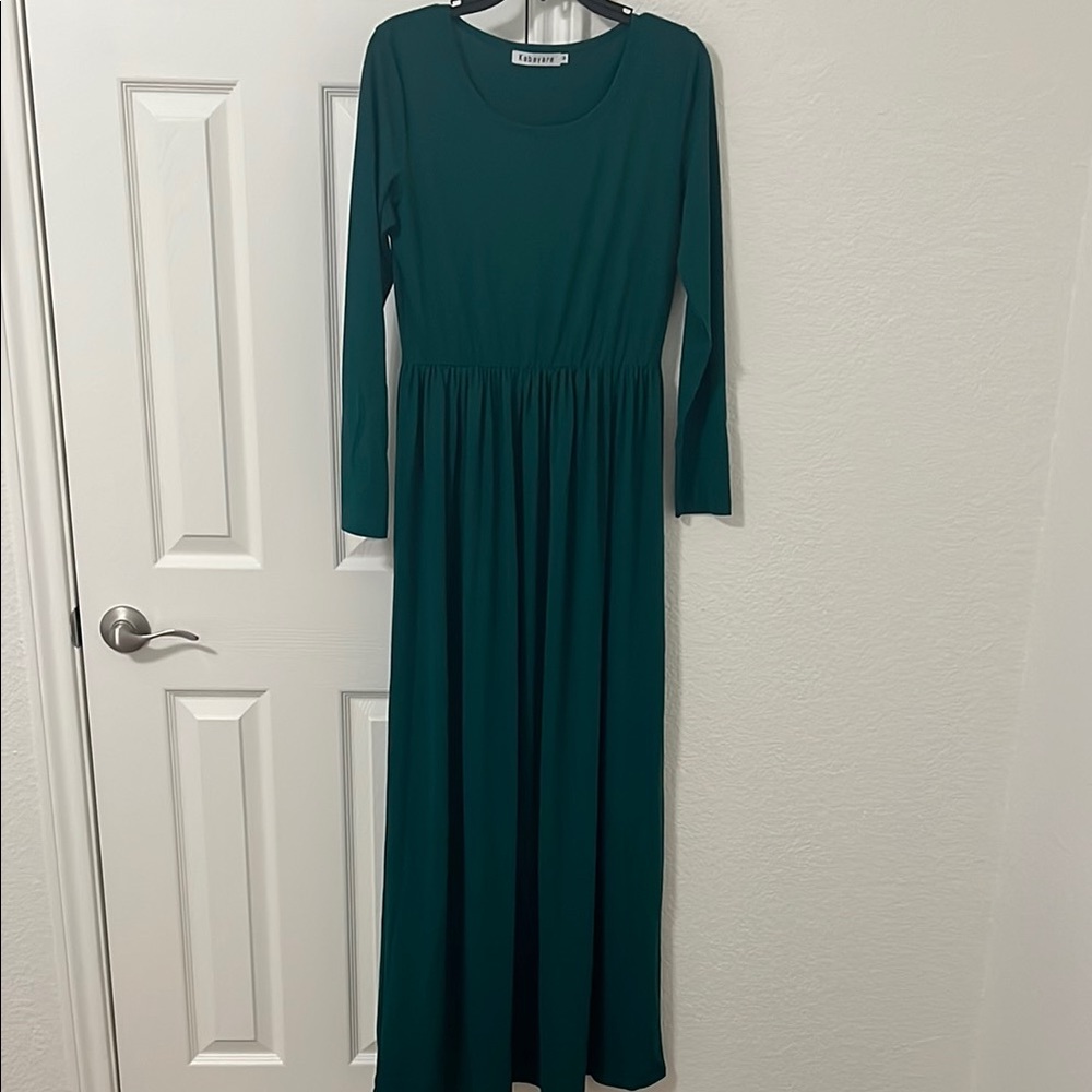 Green Long Sleeve Maxi Dress